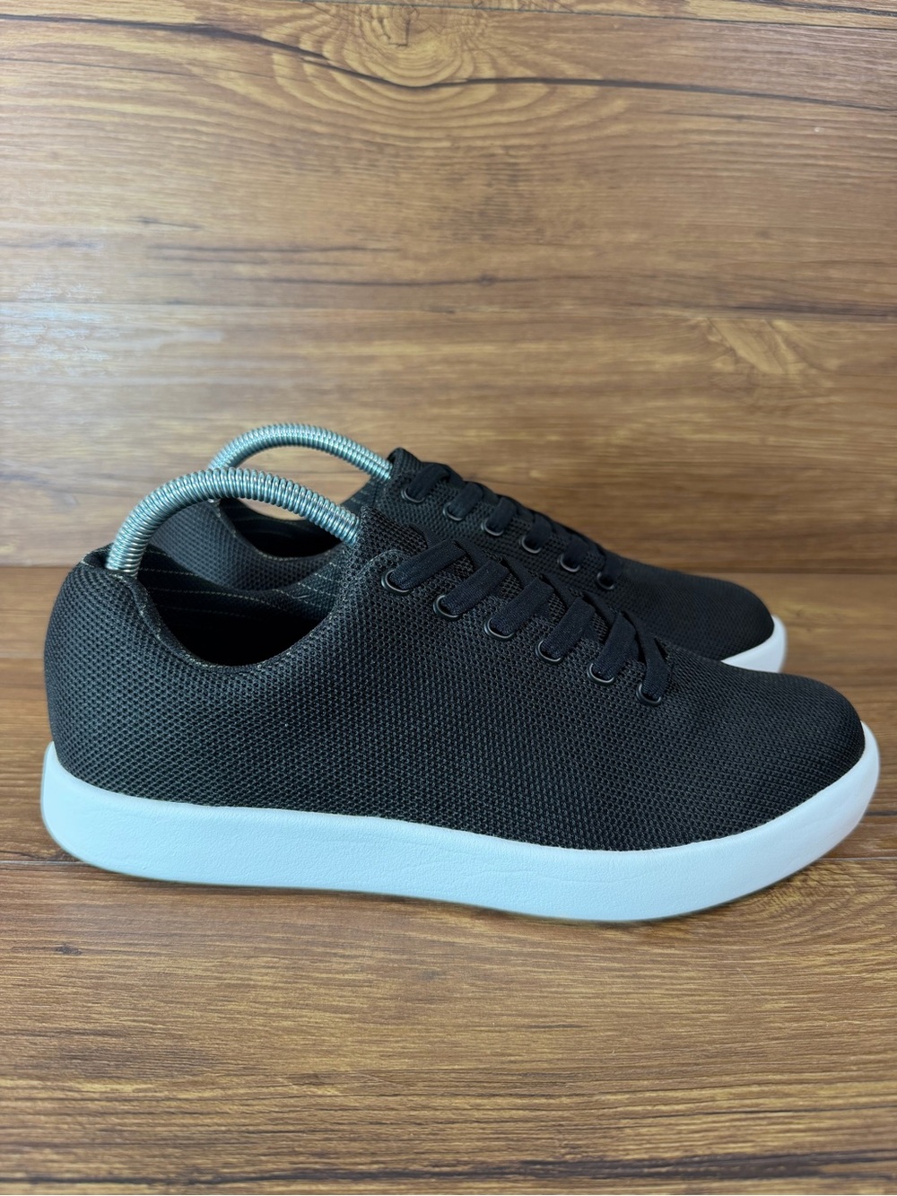 Atoms‎ Model 000 Sneakers Women’s Size 9.5 Black Shoes